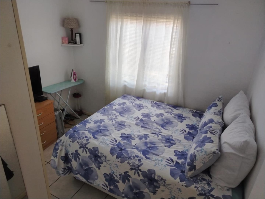 2 Bedroom Property for Sale in St Dumas Western Cape